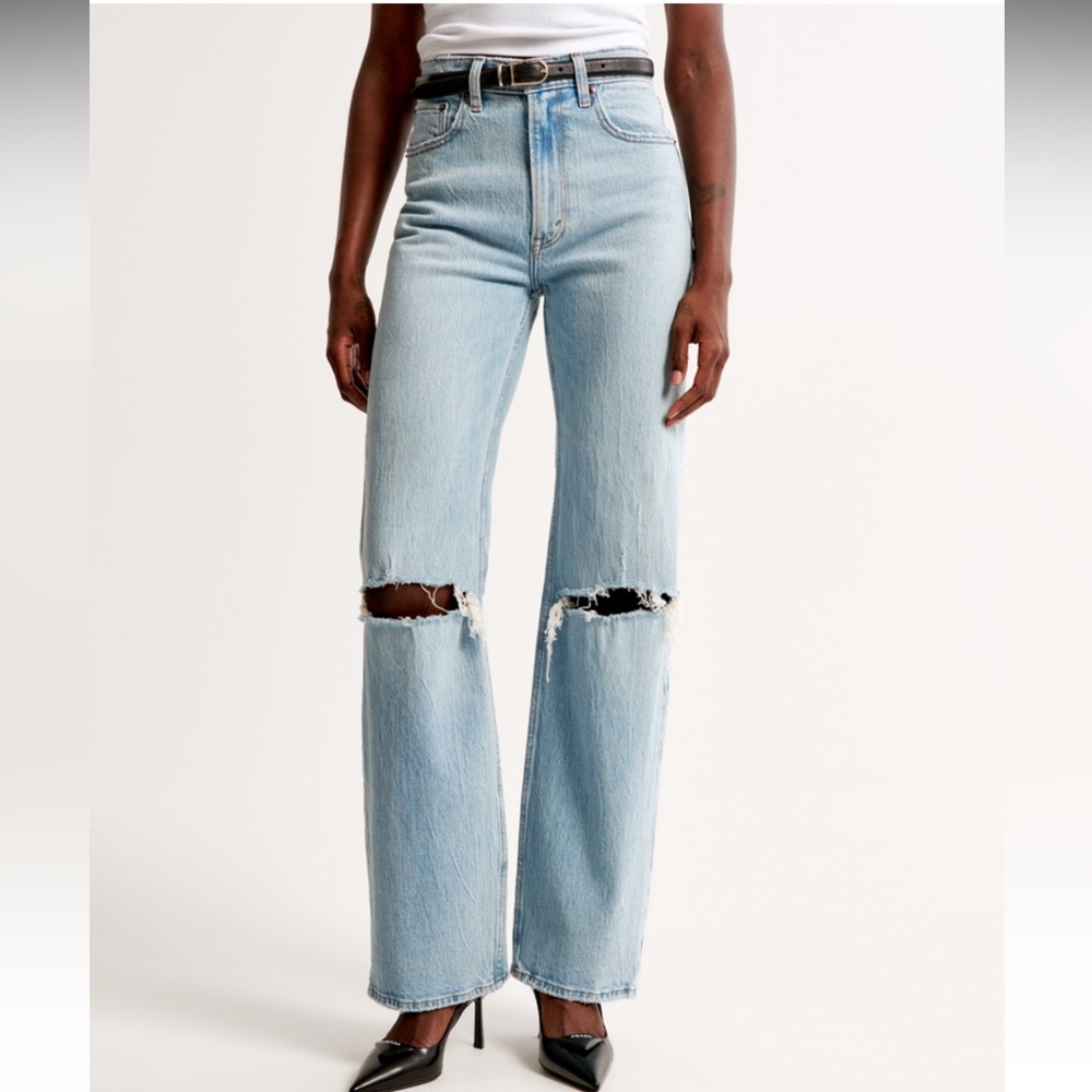 Abercrombie and Fitch 90’s Straight Jean